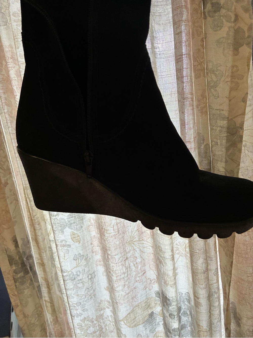 La CANADIENNE Black Suede Wedge Mid-Calf Boots - Picture 3 of 8